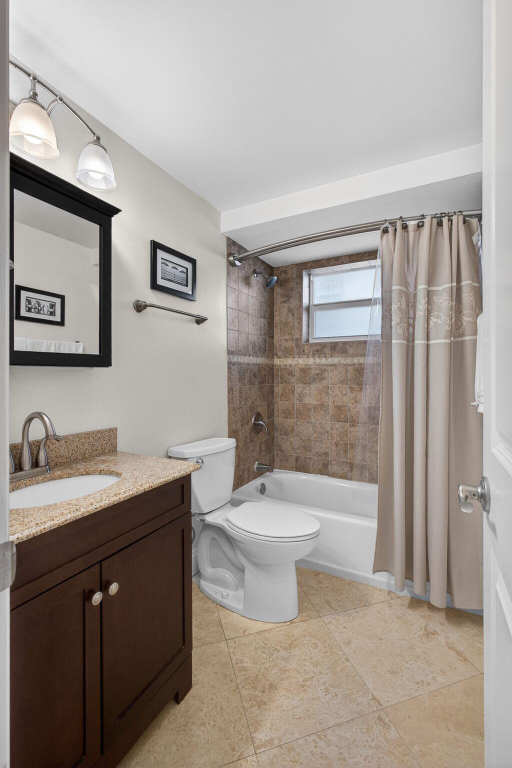 3640 North Ocean Drive, Unit 327 Riviera Beach, FL 33404 - Photo 26 of 56 24-web-or-mls-5D1A3926