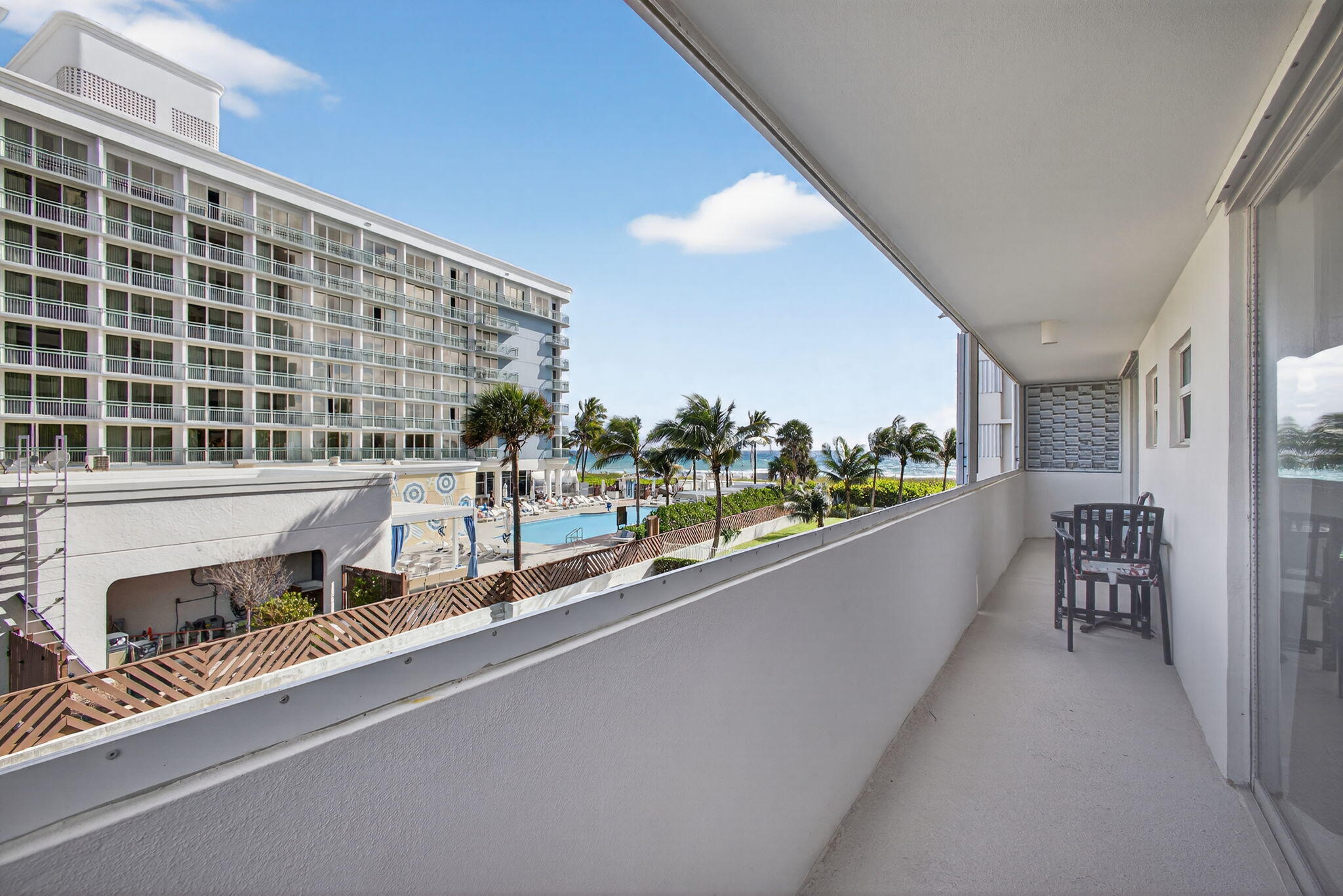 3640 North Ocean Drive, Unit 327 Riviera Beach, FL 33404 - Photo 27 of 56 25-web-or-mls-5D1A3936