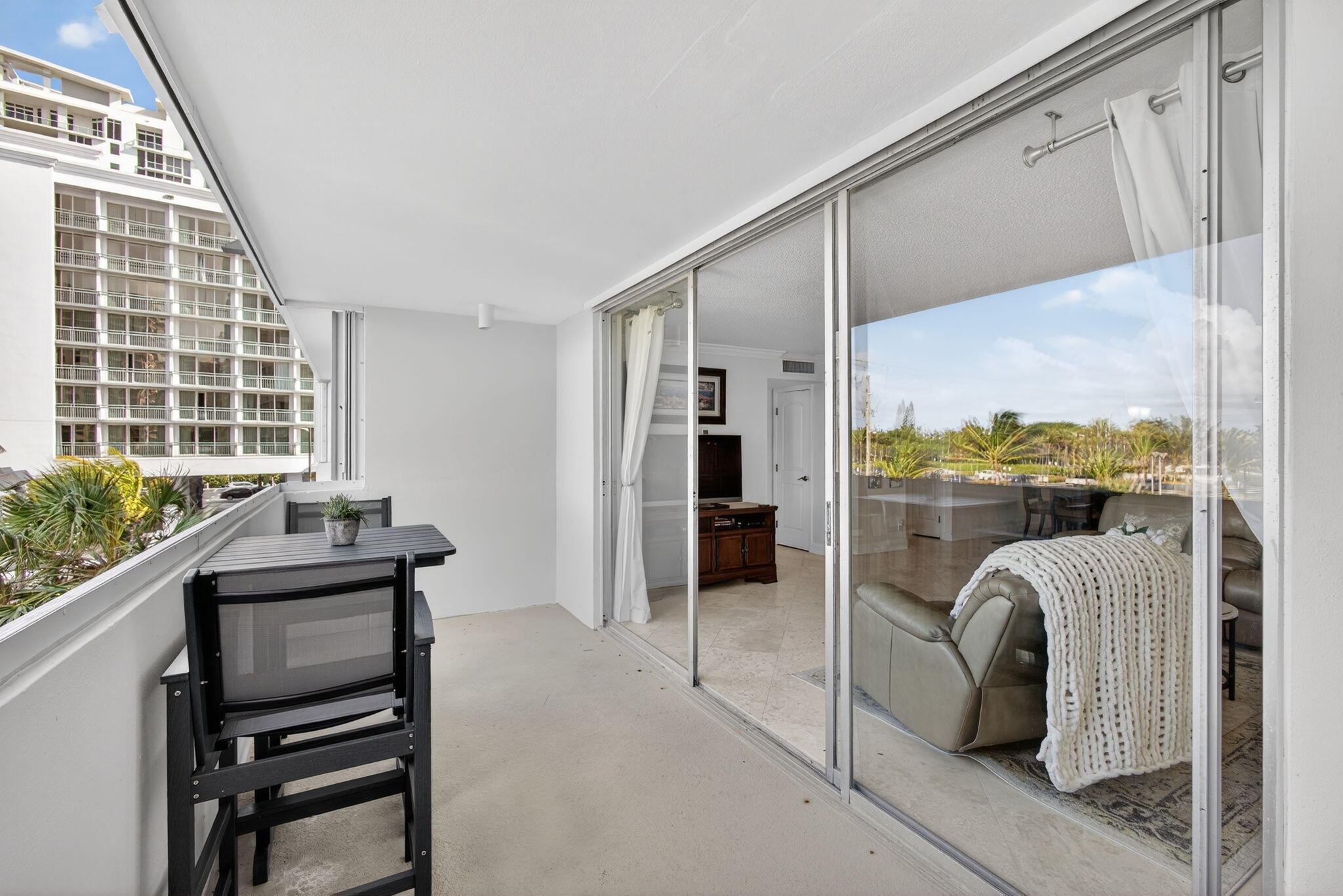 3640 North Ocean Drive, Unit 327 Riviera Beach, FL 33404 - Photo 34 of 56 32-web-or-mls-5D1A3971