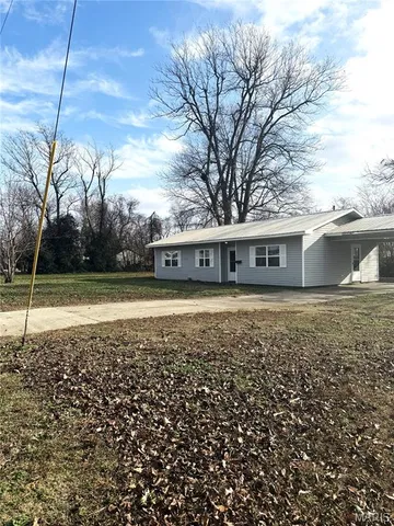$134,000 | 815 Wilson Avenue, Campbell, MO 63933