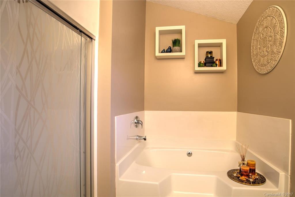 227 Running Briar Road, Unit 355 Fletcher, NC 28732 - Photo 12 of 19 Gallery Image 12