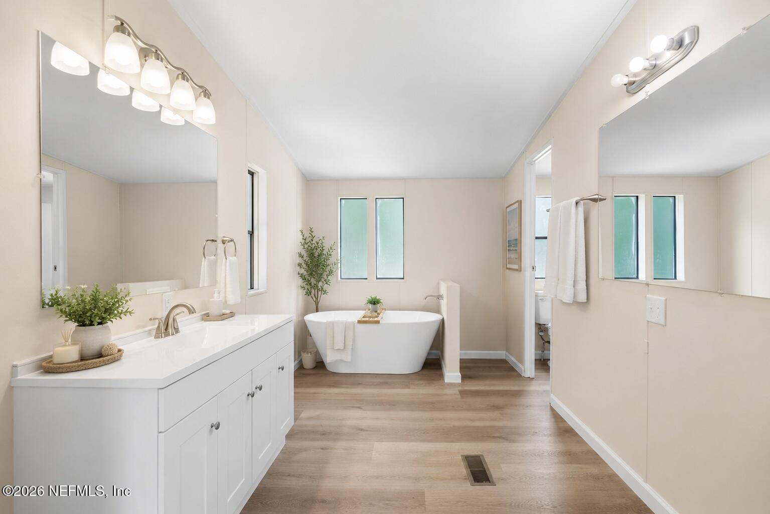 85110 Theresa Road Yulee, FL 32097 - Photo 9 of 43 12_Staged_Bathroom_Main