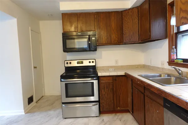 $179,000 | 12 Brewster Street, Johnson City, NY 13790