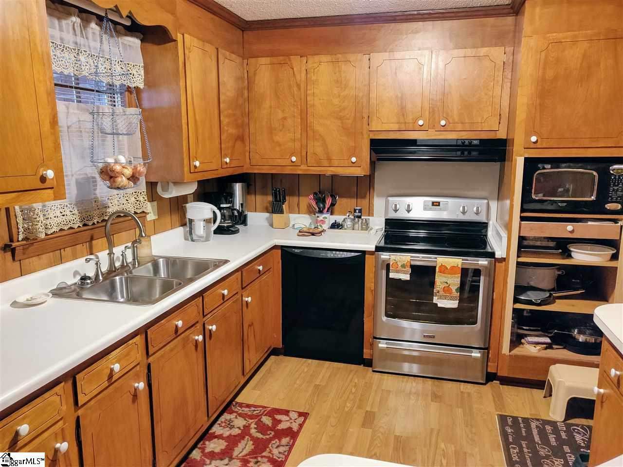 114 State Rd S-23-803 Greenville, SC 29611 - Photo 11 of 22 Gallery Image 11
