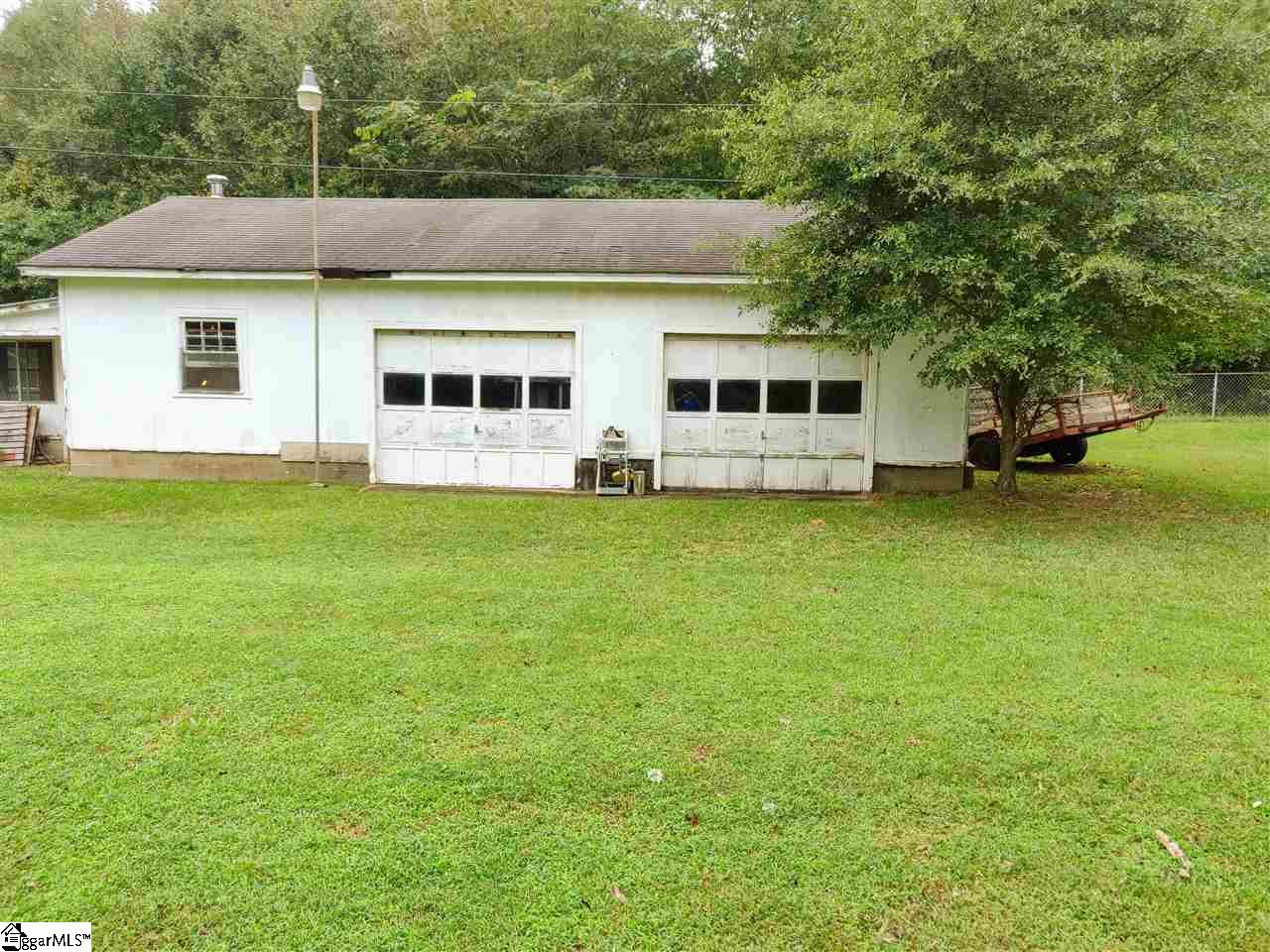 114 State Rd S-23-803 Greenville, SC 29611 - Photo 3 of 22 Gallery Image 3