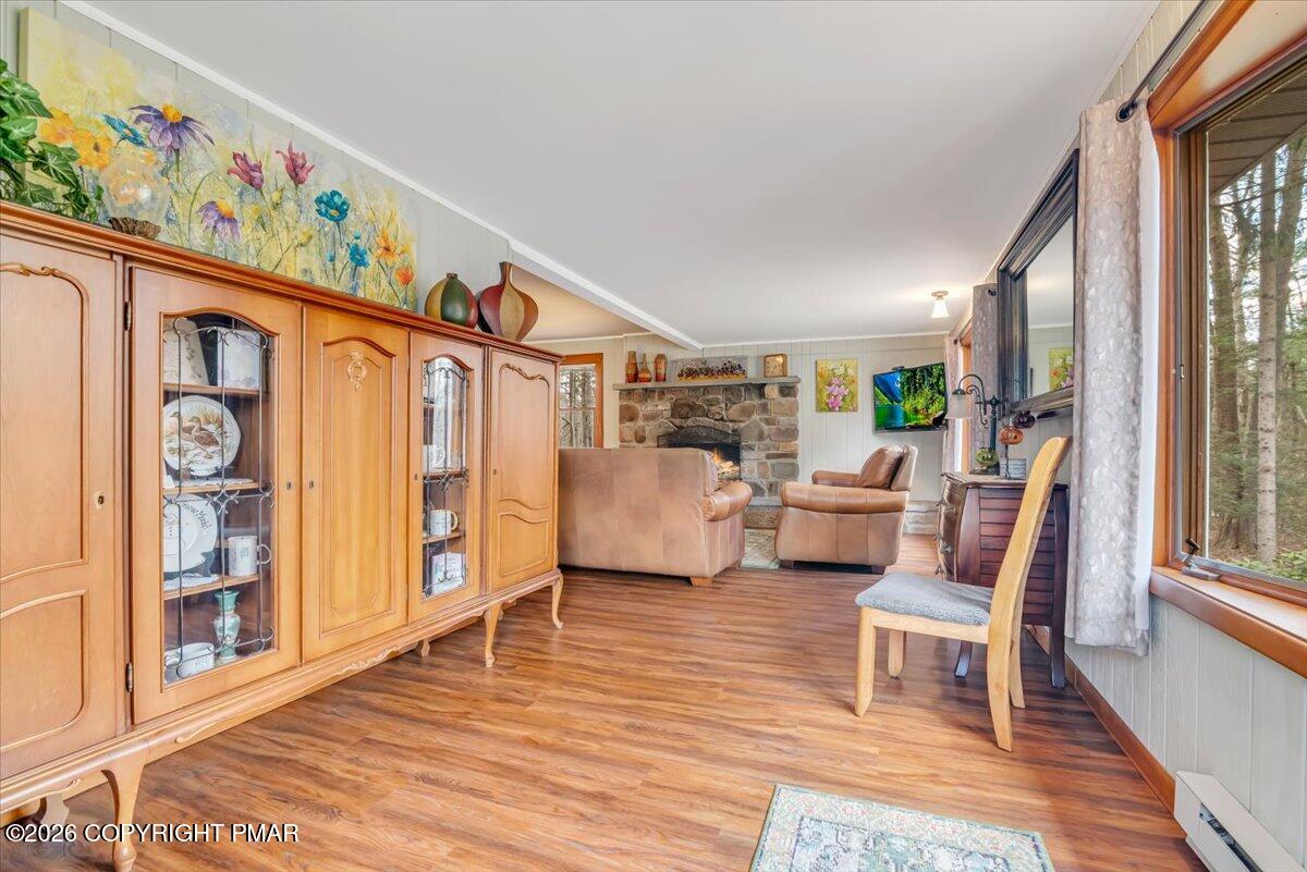 253 Thomas Road Blakeslee, PA 18610 - Photo 26 of 63 Front Foyer