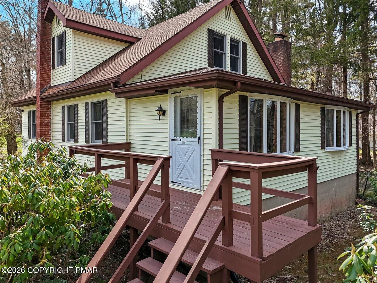 253 Thomas Road Blakeslee, PA 18610 - Photo 3 of 63 Side Porch