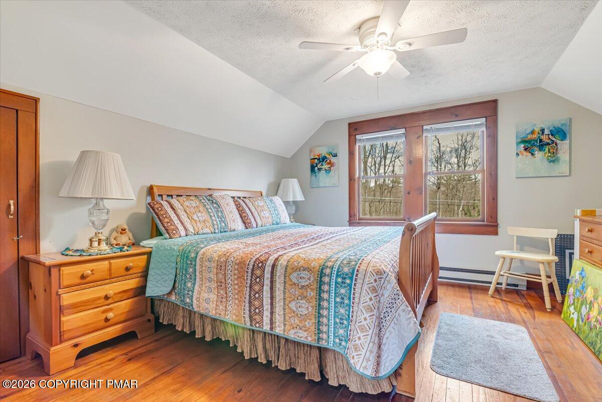 253 Thomas Road Blakeslee, PA 18610 - Photo 35 of 63 Bedrooom 2