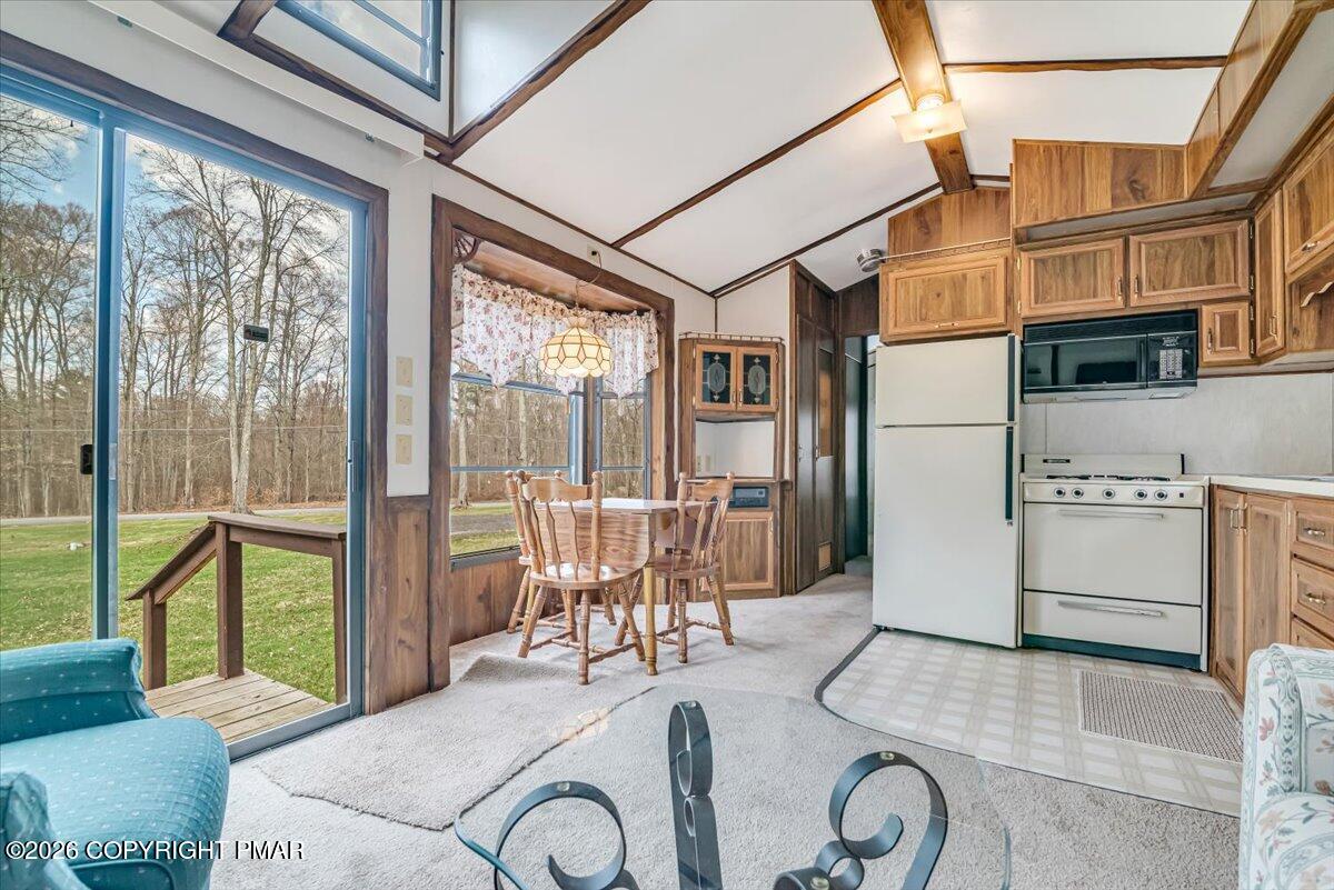 253 Thomas Road Blakeslee, PA 18610 - Photo 50 of 63 Inside of Logsided Trailer