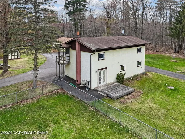 $479,000 | 253 Thomas Road, Blakeslee, PA 18610