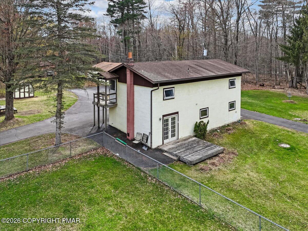 253 Thomas Road Blakeslee, PA 18610 - Photo 7 of 63 Apartment Building