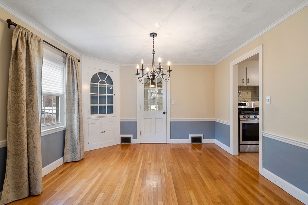 51 Chickering Road Dedham, MA 02026 - Photo 10 of 39 Gallery Image 10