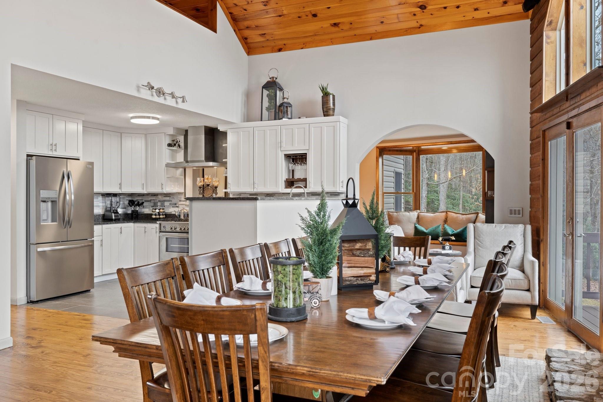 106 Bishop Cove Road Fairview, NC 28730 - Photo 7 of 46