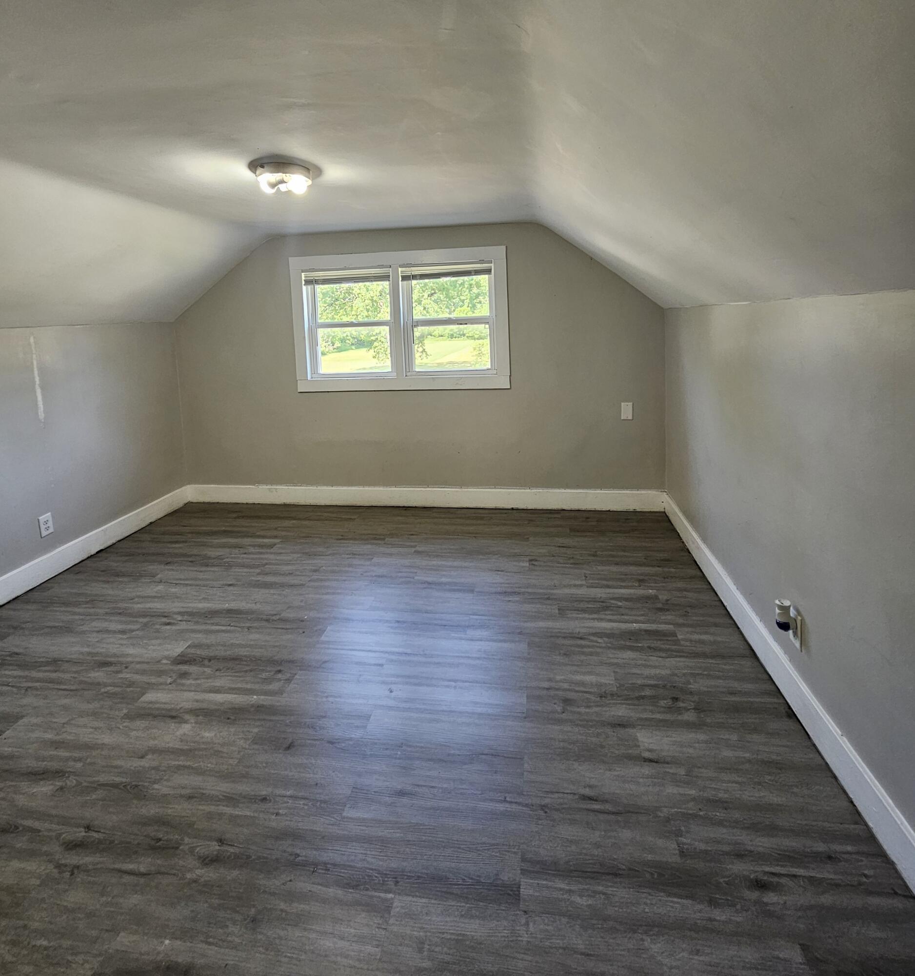 1148 North Broad Street Griffith, IN 46319 - Photo 14 of 18 1876x2000