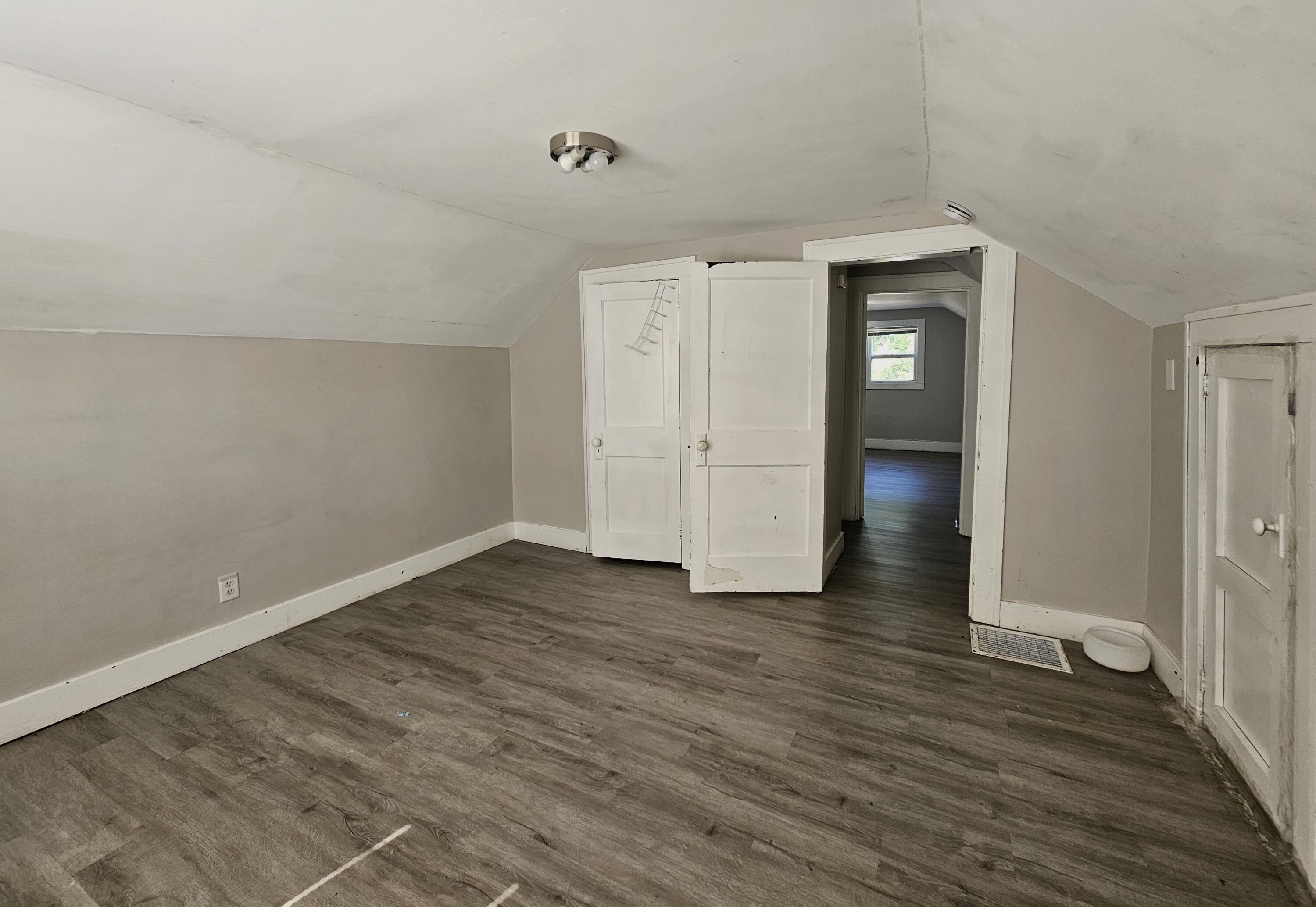 1148 North Broad Street Griffith, IN 46319 - Photo 15 of 18 3000x2068