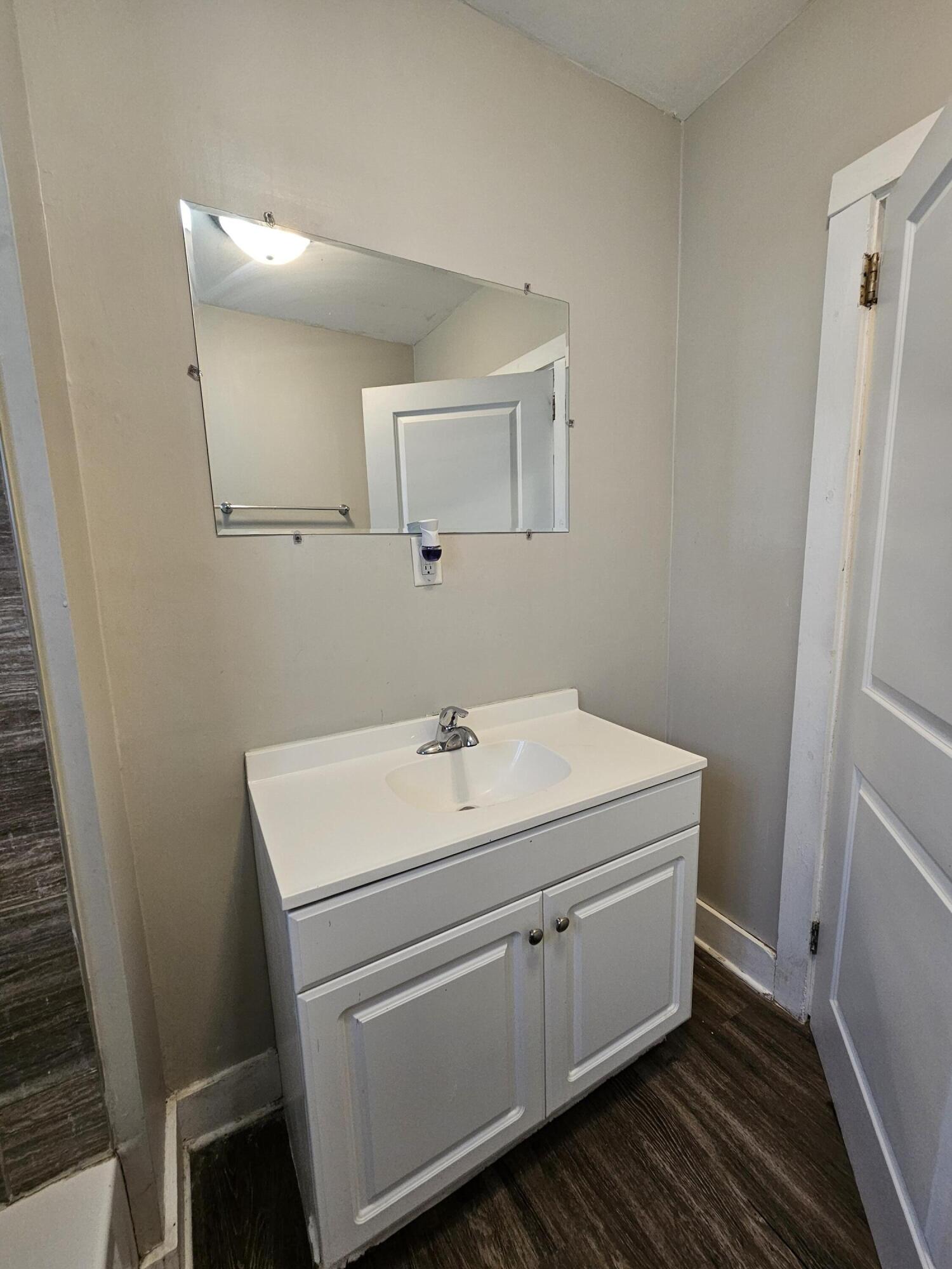 1148 North Broad Street Griffith, IN 46319 - Photo 7 of 18 1500x2000