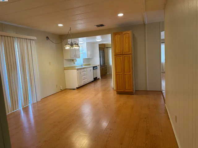 $224,000 | 328 Waikiki Circle, Union City, CA 94587