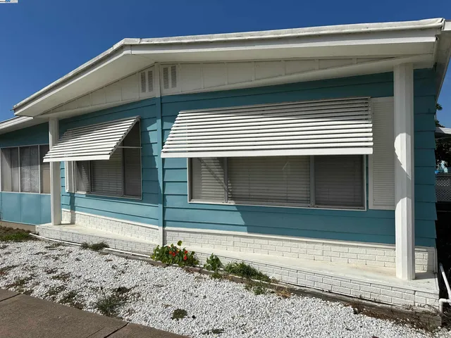 $224,000 | 328 Waikiki Circle, Union City, CA 94587