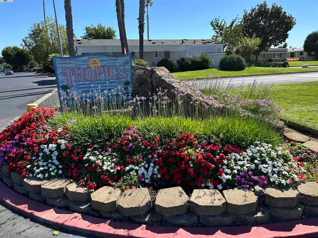 $224,000 | 328 Waikiki Circle, Union City, CA 94587