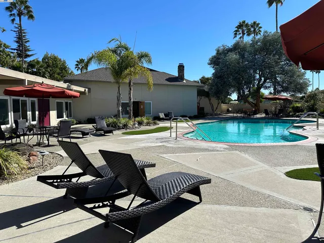 $224,000 | 328 Waikiki Circle, Union City, CA 94587