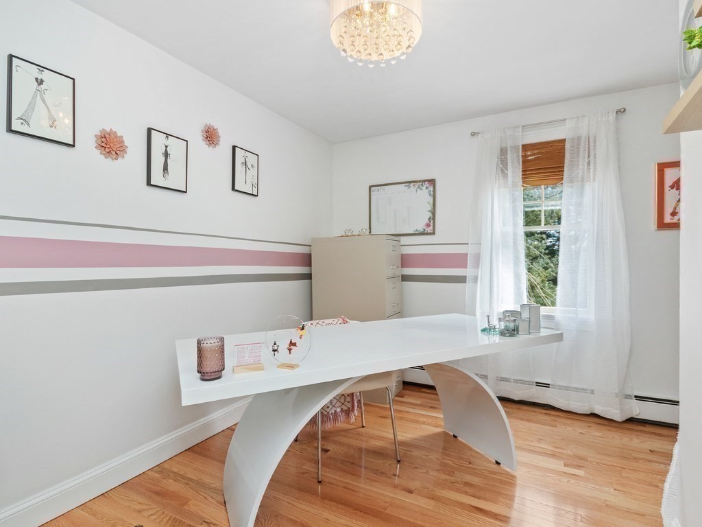 4 Castle Road Norfolk, MA 02056 - Photo 19 of 42 Gallery Image 19
