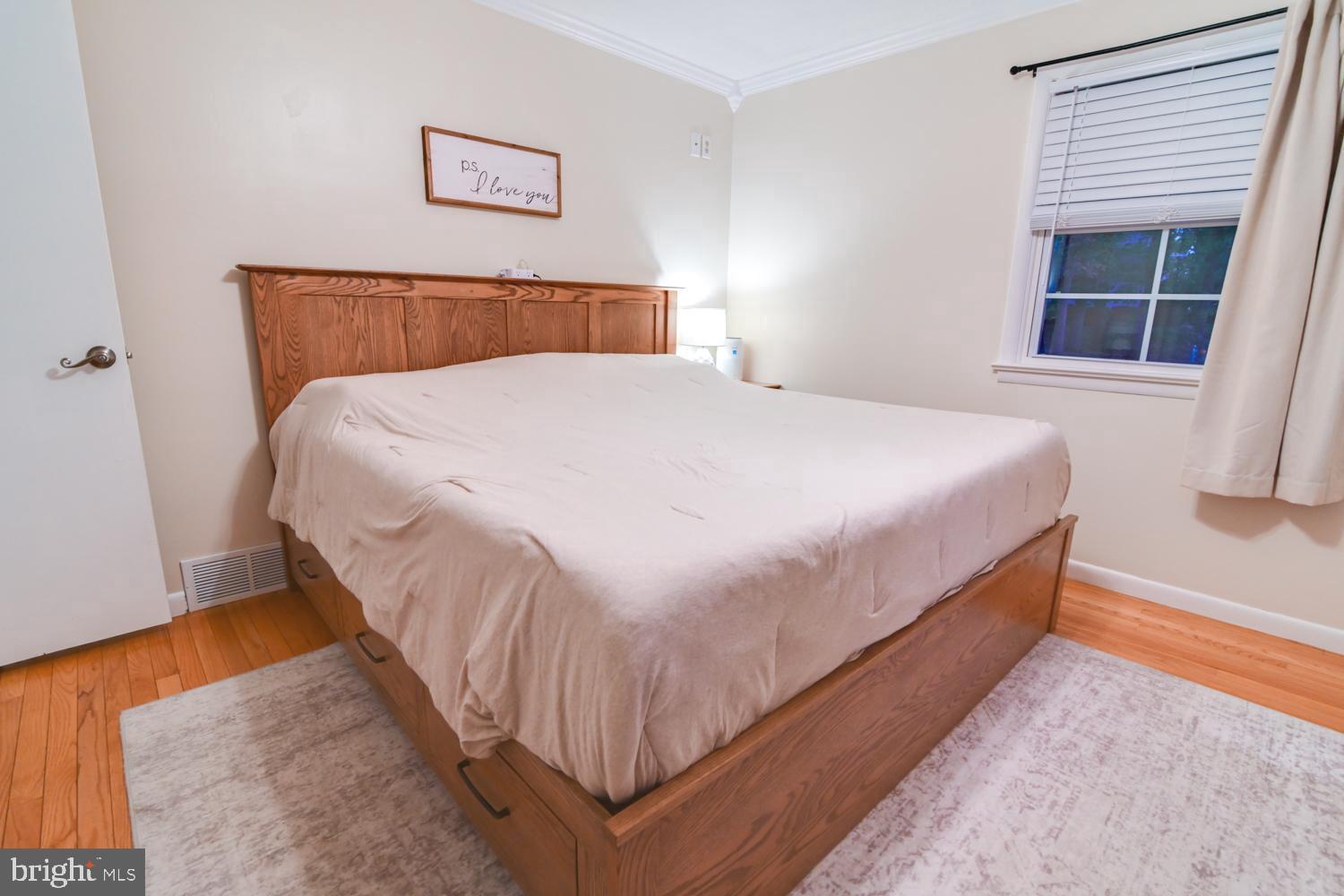 146 Lexington Road York, PA 17402 - Photo 18 of 35 a bedroom with a bed and window