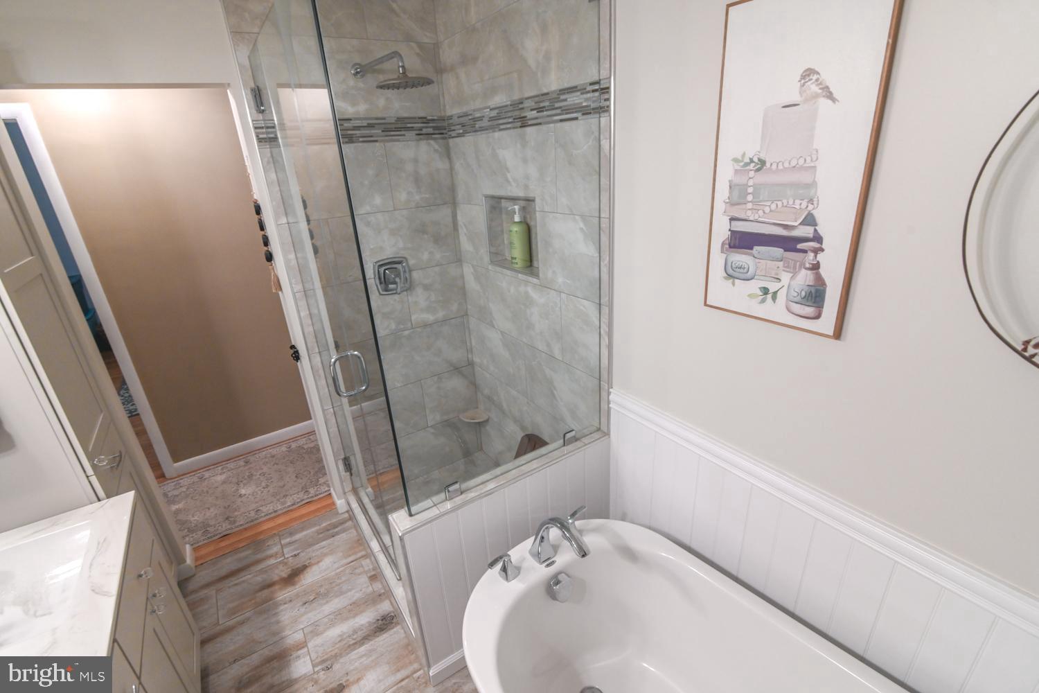 146 Lexington Road York, PA 17402 - Photo 26 of 35 a bathroom with a bathtub and a shower