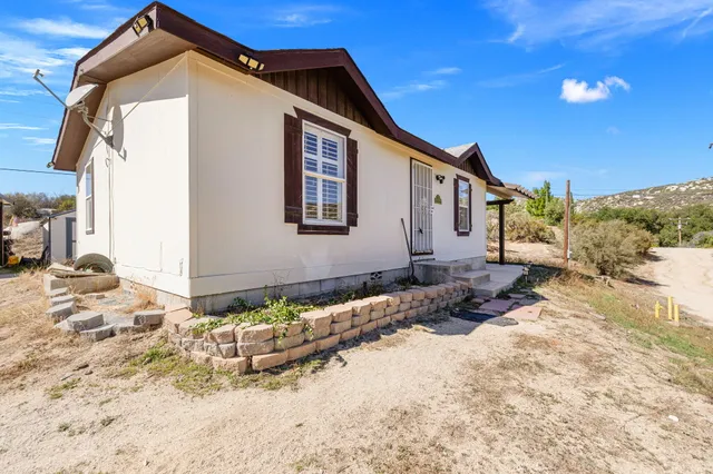 $265,000 | 18525 Keyes Drive, Banning, CA 92220