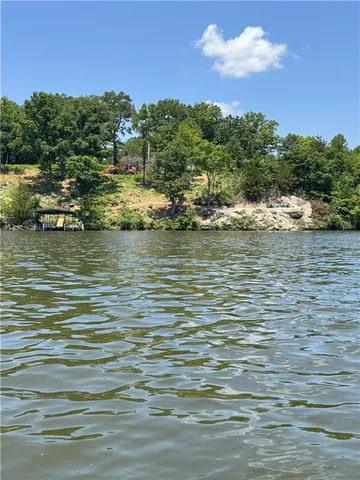 $250,000 | Daybreak Lane, Edwards, MO 65326