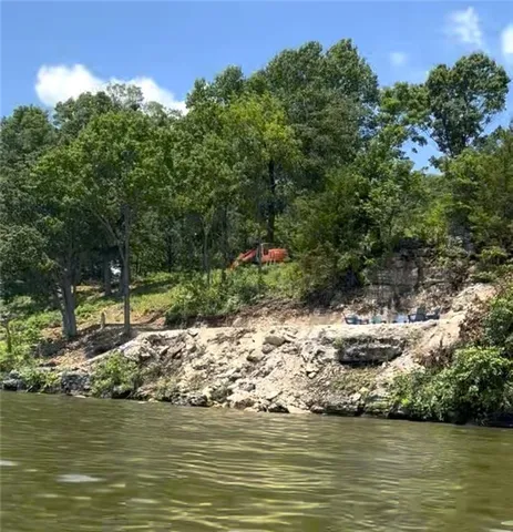 $250,000 | Daybreak Lane, Edwards, MO 65326