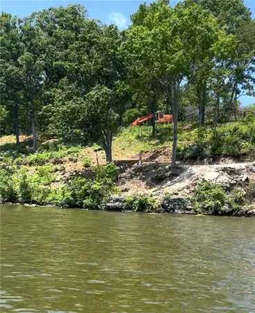 $250,000 | Daybreak Lane, Edwards, MO 65326