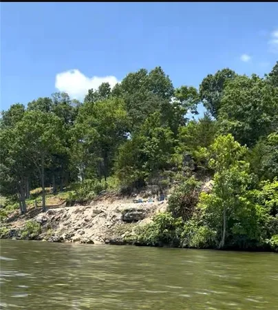 $250,000 | Daybreak Lane, Edwards, MO 65326