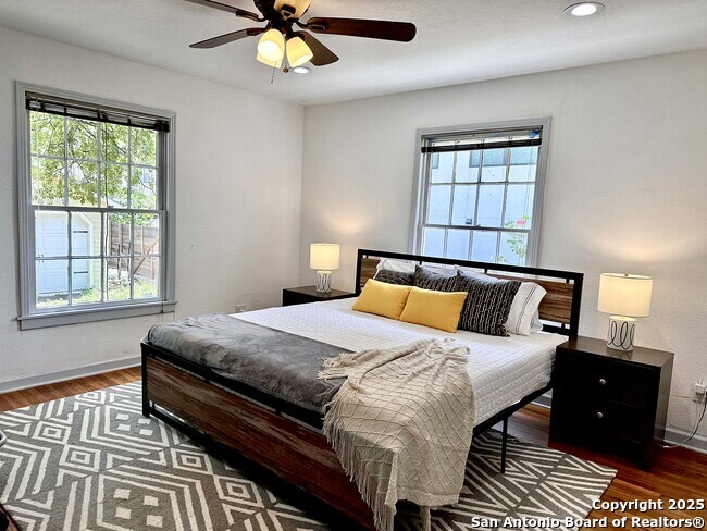 112 East Sunset Road San Antonio, TX 78209 - Photo 4 of 10