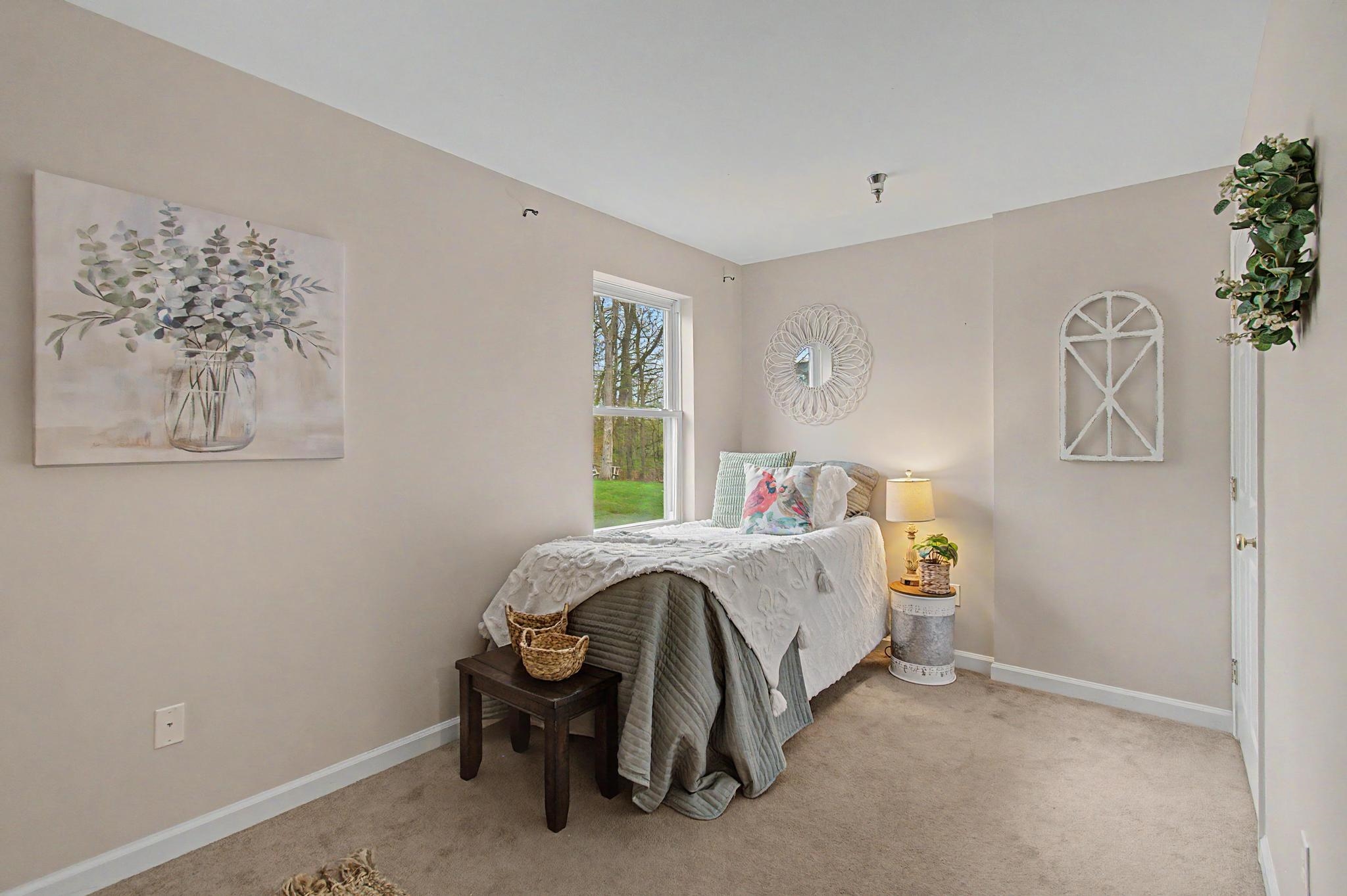 305 Lime Kiln Road, Unit 100 South Burlington, VT 05403 - Photo 21 of 32 Gallery Image 21