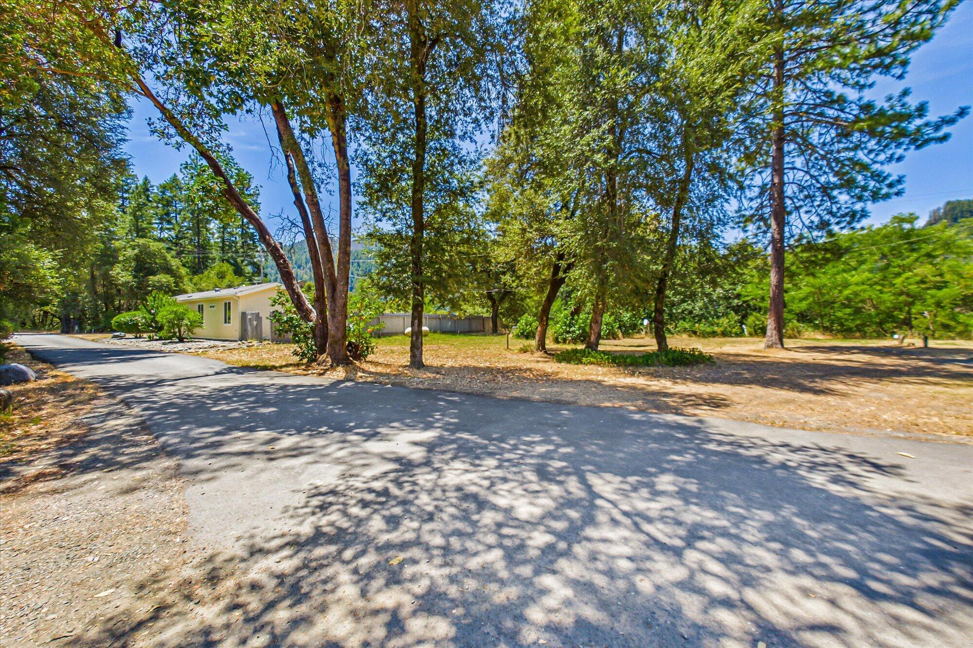 320 Patterson Road Willow Creek, CA 95573 - Photo 40 of 57