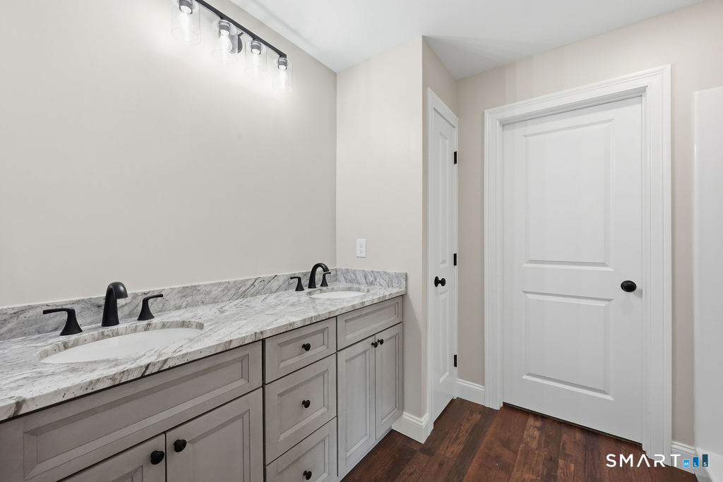857 Stone Road Windsor, CT 06095 - Photo 16 of 33
