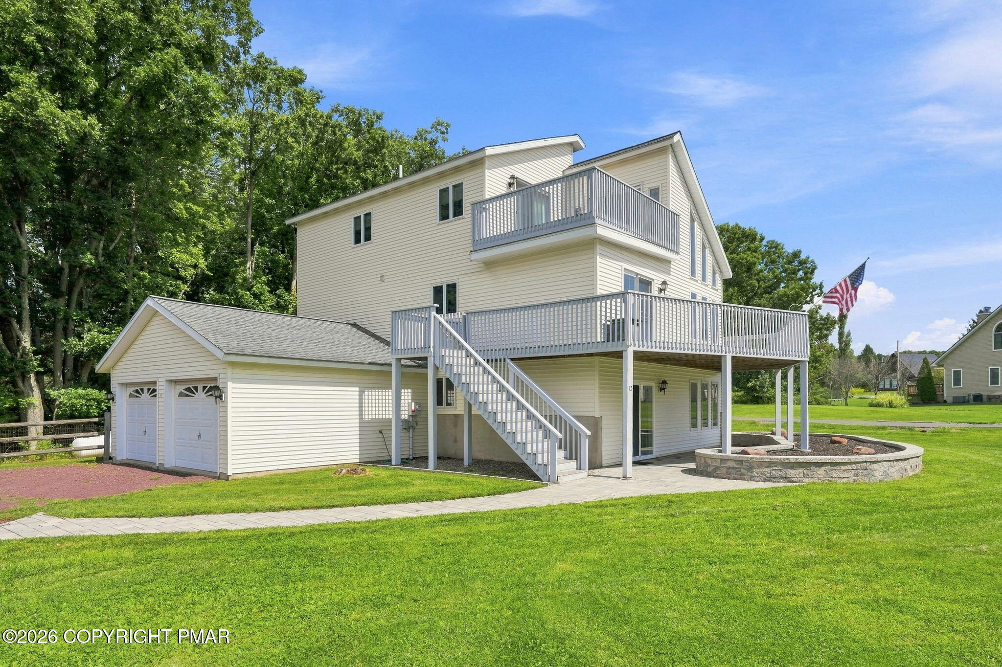 15 Larch Road Jim Thorpe, PA 18229 - Photo 5 of 64 Front of Home
