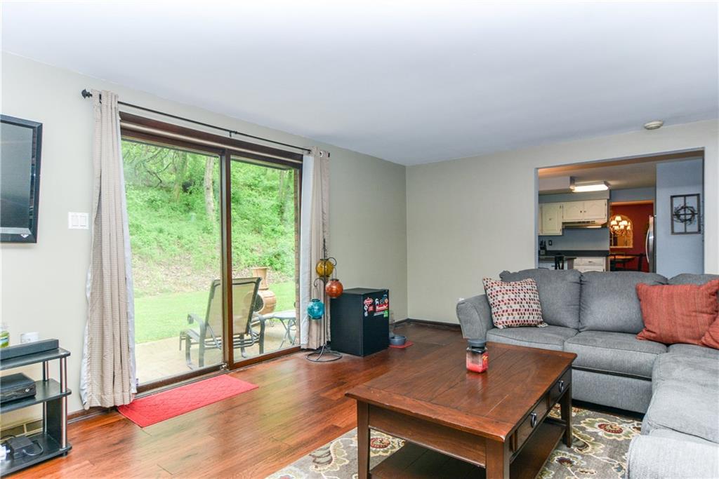 258 Mingo Road Wexford, PA 15090 - Photo 8 of 24 Gallery Image 8