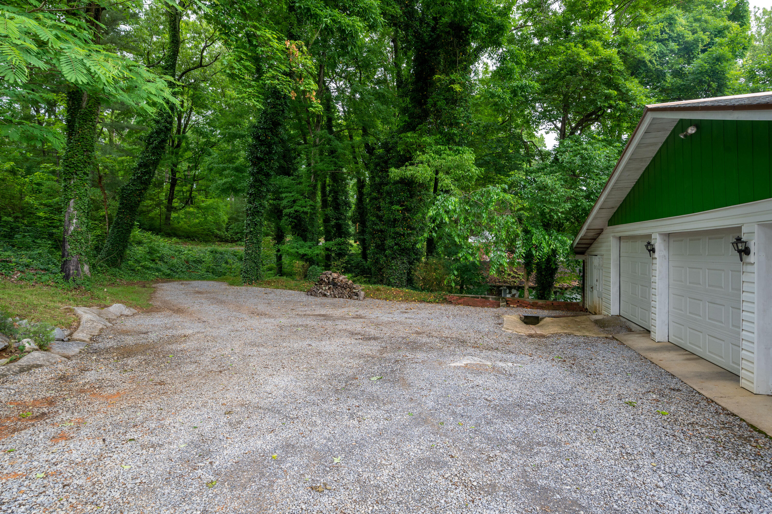 2941 Cliffside Road Kingsport, TN 37664 - Photo 66 of 68 Cliffside-63