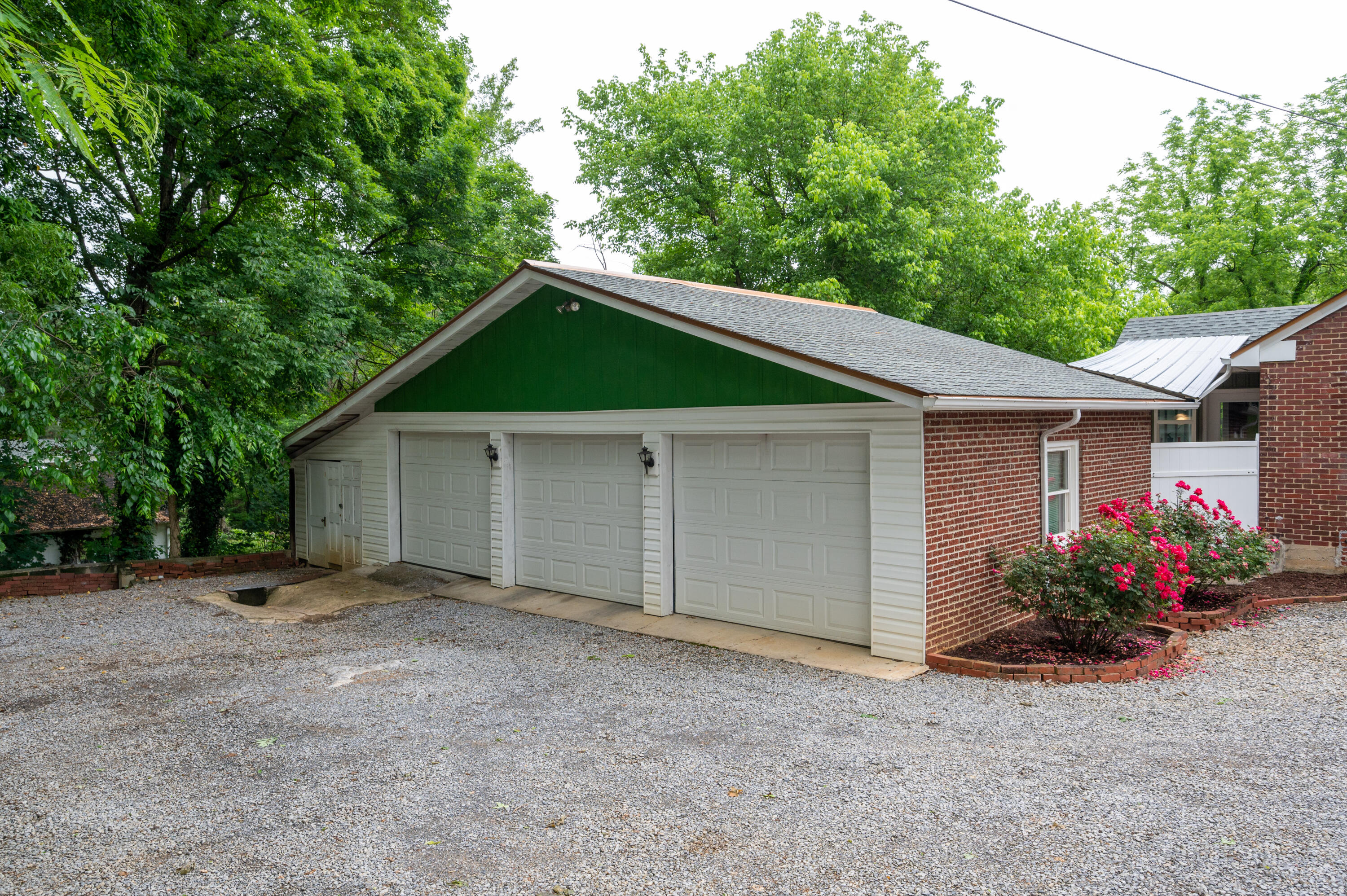 2941 Cliffside Road Kingsport, TN 37664 - Photo 68 of 68 Cliffside-65