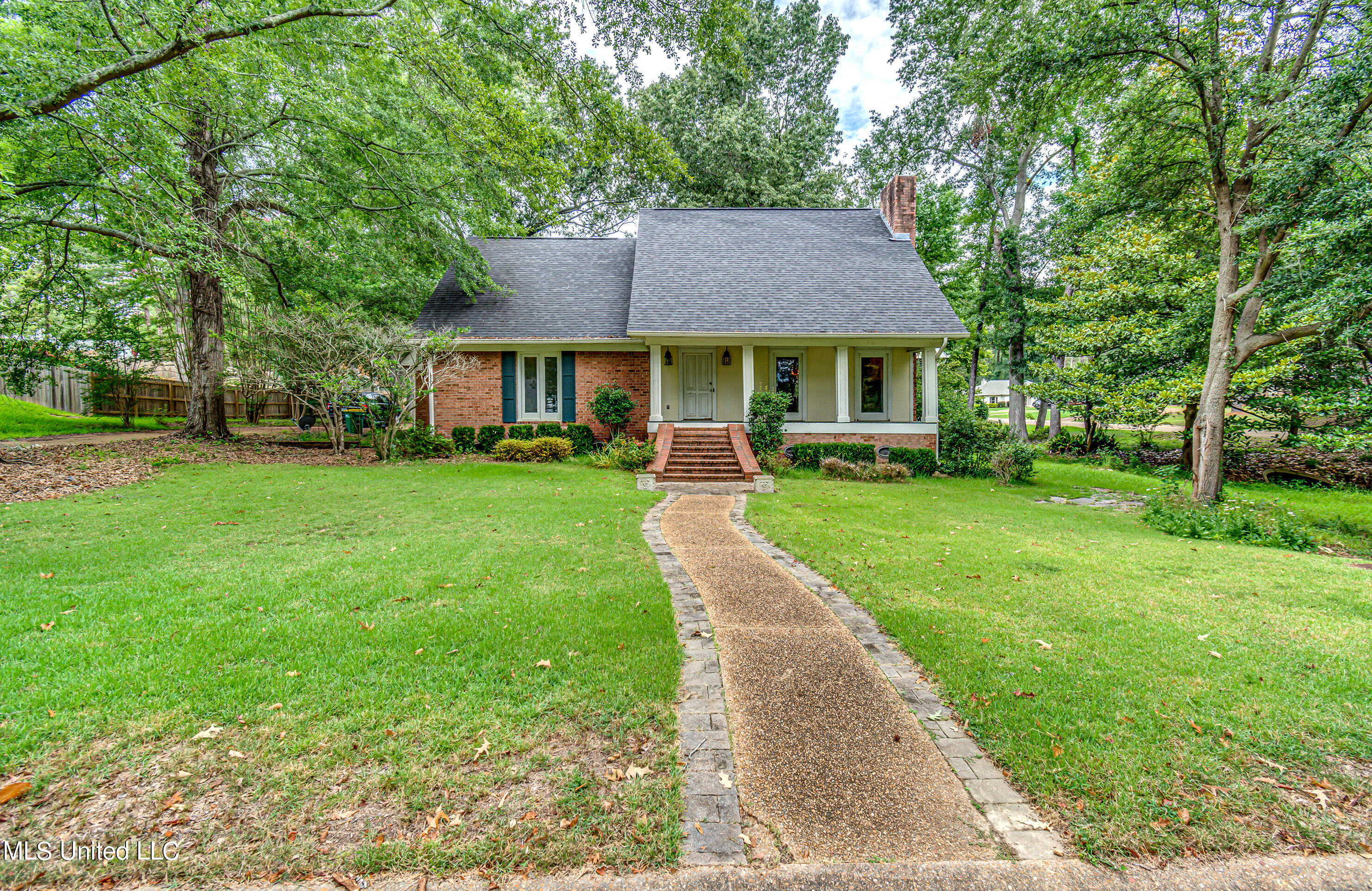 201 Coachmans Road Madison, MS 39110 - Photo 54 of 54 201 Coachman's-76