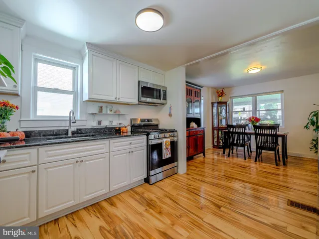 $369,000 | 99 Jackson Avenue, New Castle, DE 19720