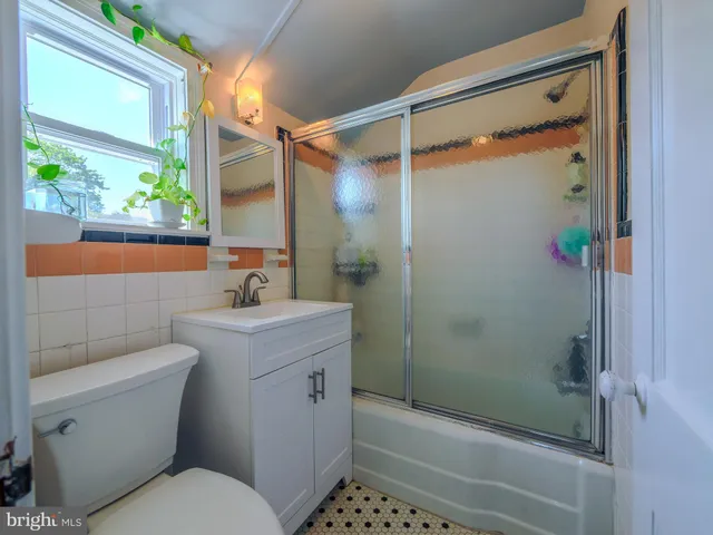 $369,000 | 99 Jackson Avenue, New Castle, DE 19720