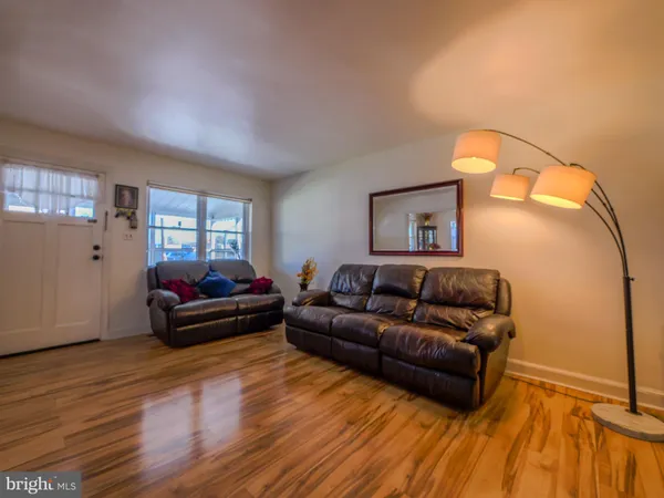 $359,900 | 99 Jackson Avenue, New Castle, DE 19720