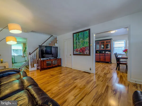 $359,900 | 99 Jackson Avenue, New Castle, DE 19720