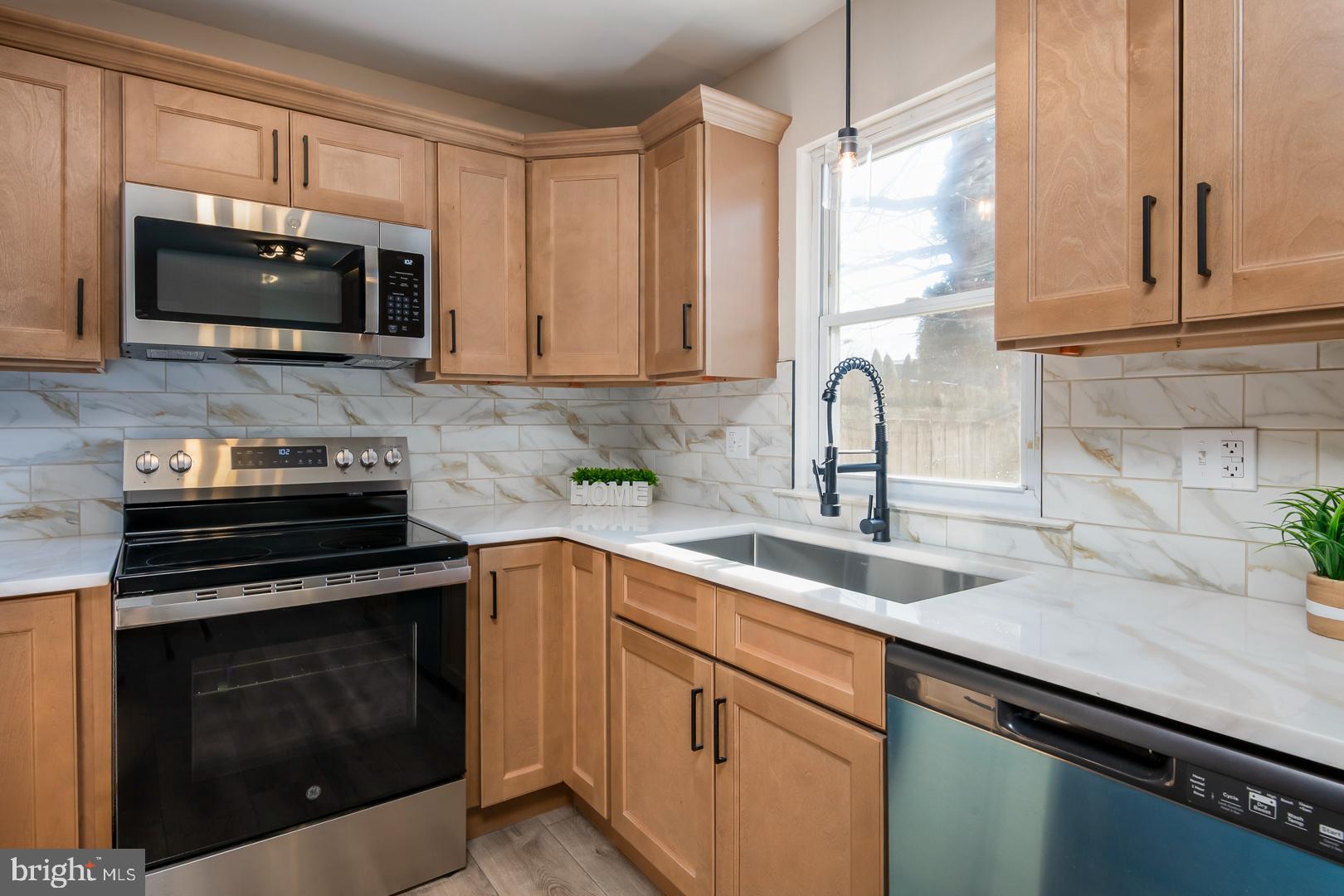 1920 Andre Court Reading, PA 19610 - Photo 9 of 24