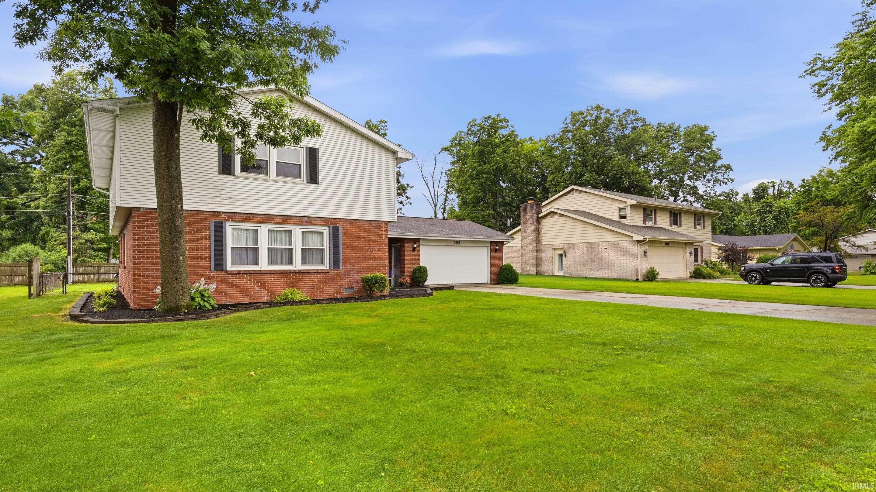 2609 West Riggin Road Muncie, IN 47304 - Photo 2 of 30