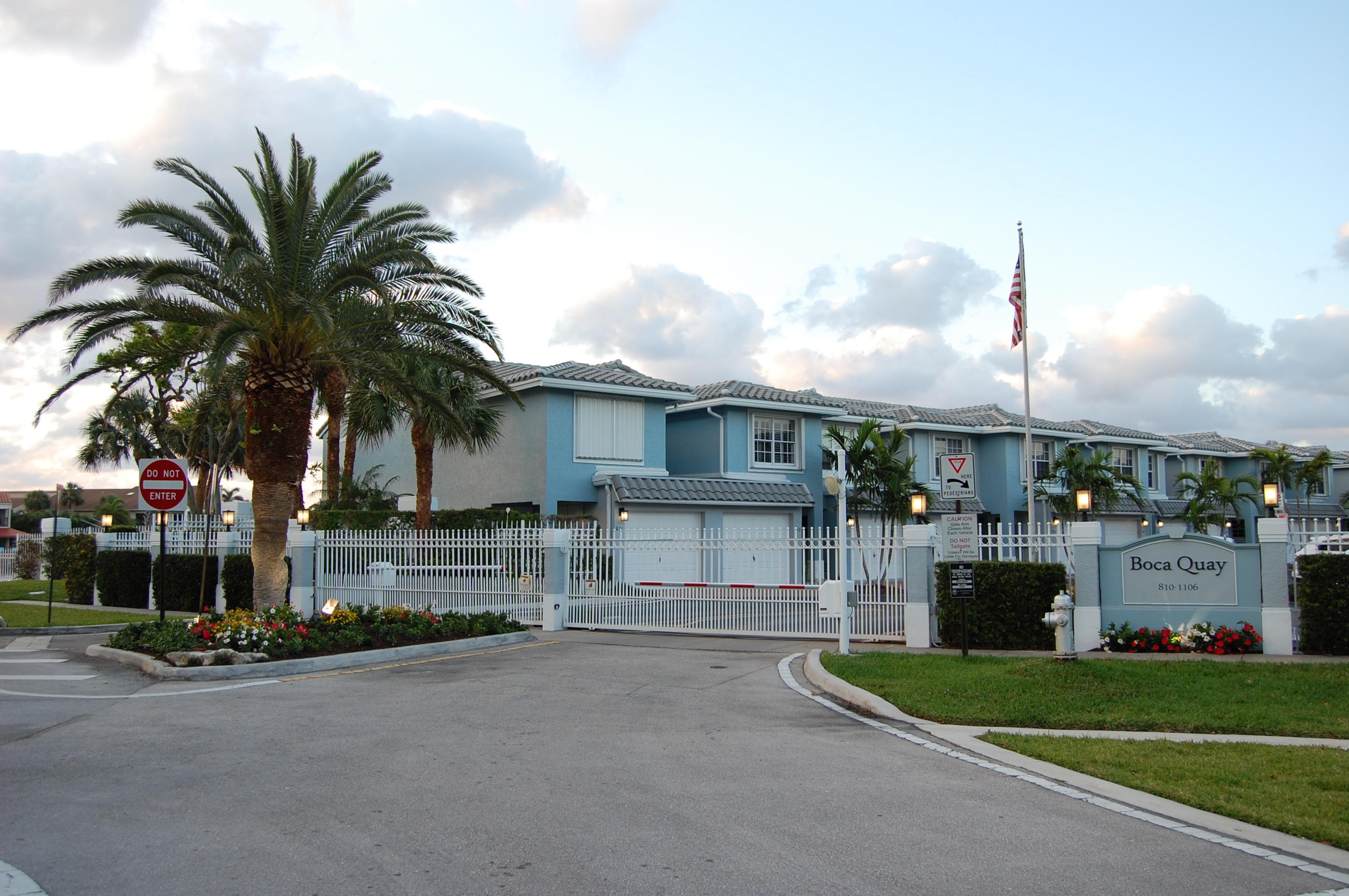 1066 Jeffery Street Boca Raton, FL 33487 - Photo 13 of 25 DSC_0771