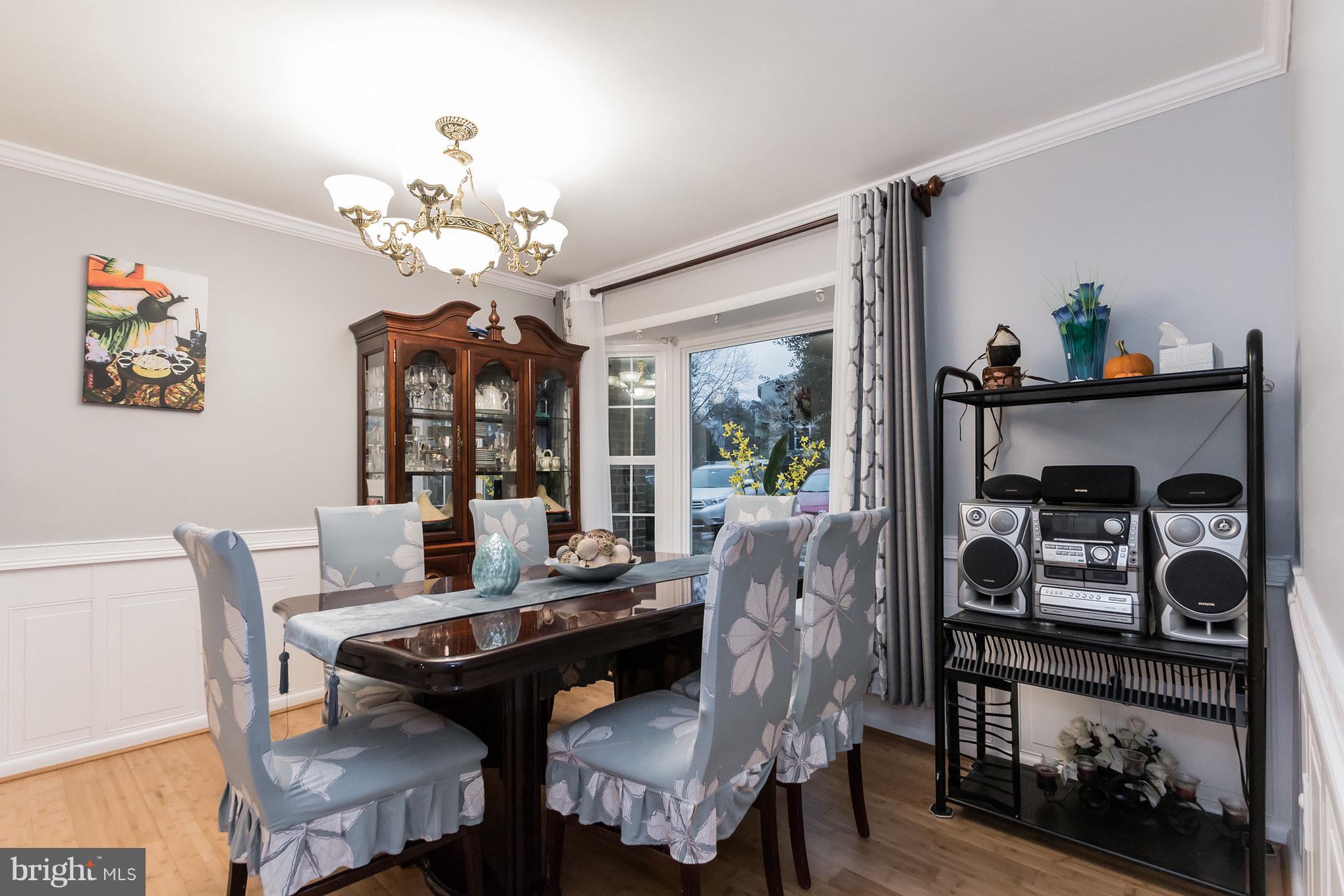 6401 Silver Ridge Circle Alexandria, VA 22315 - Photo 9 of 29 Formal Dining Room