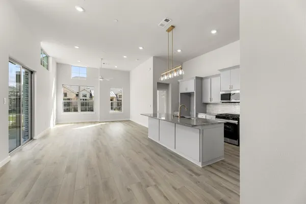 $379,900 | 628 Oakridge Drive, Wylie, TX 75098